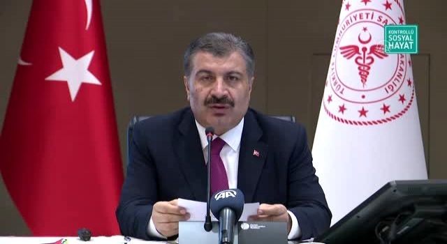 Bakan Koca: "(Kovid-19) Son 10 gün içinde gerileme gösterdiğimiz yerden toparlanabileceğimizi...