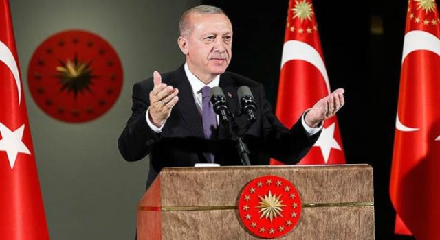 Türkiye Cumhurbaşkanı Erdoğan'ın bugün açıklayacağı müjdeyi bekliyor! İşte kulislerdeki 4 tahmin