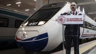 Hızlı tren seferleri 07.00 itibarıyla başladı! Yüzde 50 kapasiteyle çalışıyor