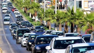 Bodrum'a 500 bin araç girdi, nüfus tam 4 katına çıktı! Muğla Belediye Başkanı şaşırdı: Pılını pırtını toplayan buraya geliyor