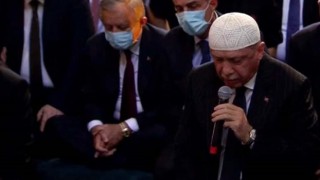 Ayasofya Camii'nde 86 yıl sonra ilk namaz kılınıyor