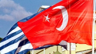 Yunanistan'dan bir açıklamada iki küstah tehdit! Türkiye'yi "felç edecek" yaptırım çağrısı