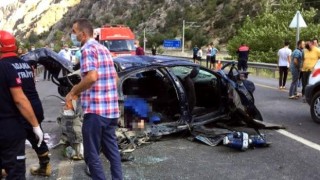 Adana'da bayram günü katliam gibi kaza: 4 kişi öldü, 2 kişi yaralandı