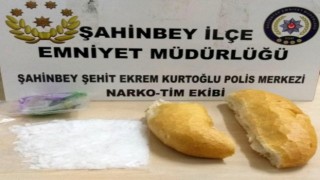 Ekmek arası uyuşturucu sevkıyatı polise takıldı