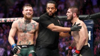 Khabib Nurmagomedov, Justin Gaethje'yi mağlup ederek profesyonel dövüş hayatını sonlandırdı