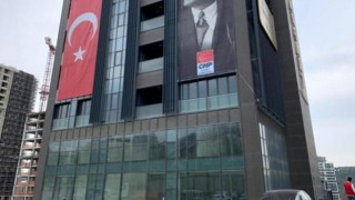 İzinsiz tadilat yapılan CHP İstanbul il binası mühürlendi