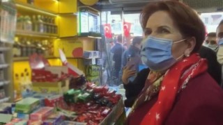 Şehit haberini esnaf ziyaretinde alan Meral Akşener dizlerini dövdü