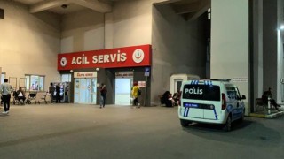 Alkollü şahıslar, yollarını kestikleri iki kardeşi bıçaklayıp kaçtı